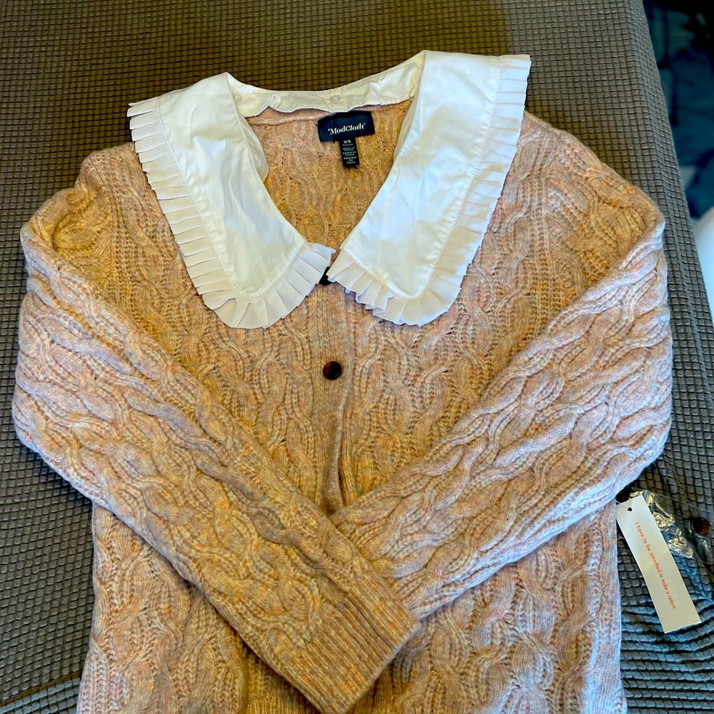 ModCloth Pursuing what’s Precious Collared Cable Knit Cardigan